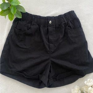 BLACK NWT H&M SHORTS